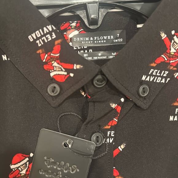 Denim & Flower Ricky Singh "Feliz Navidad" Button Down Shirt Size 7 - Picture 5 of 5